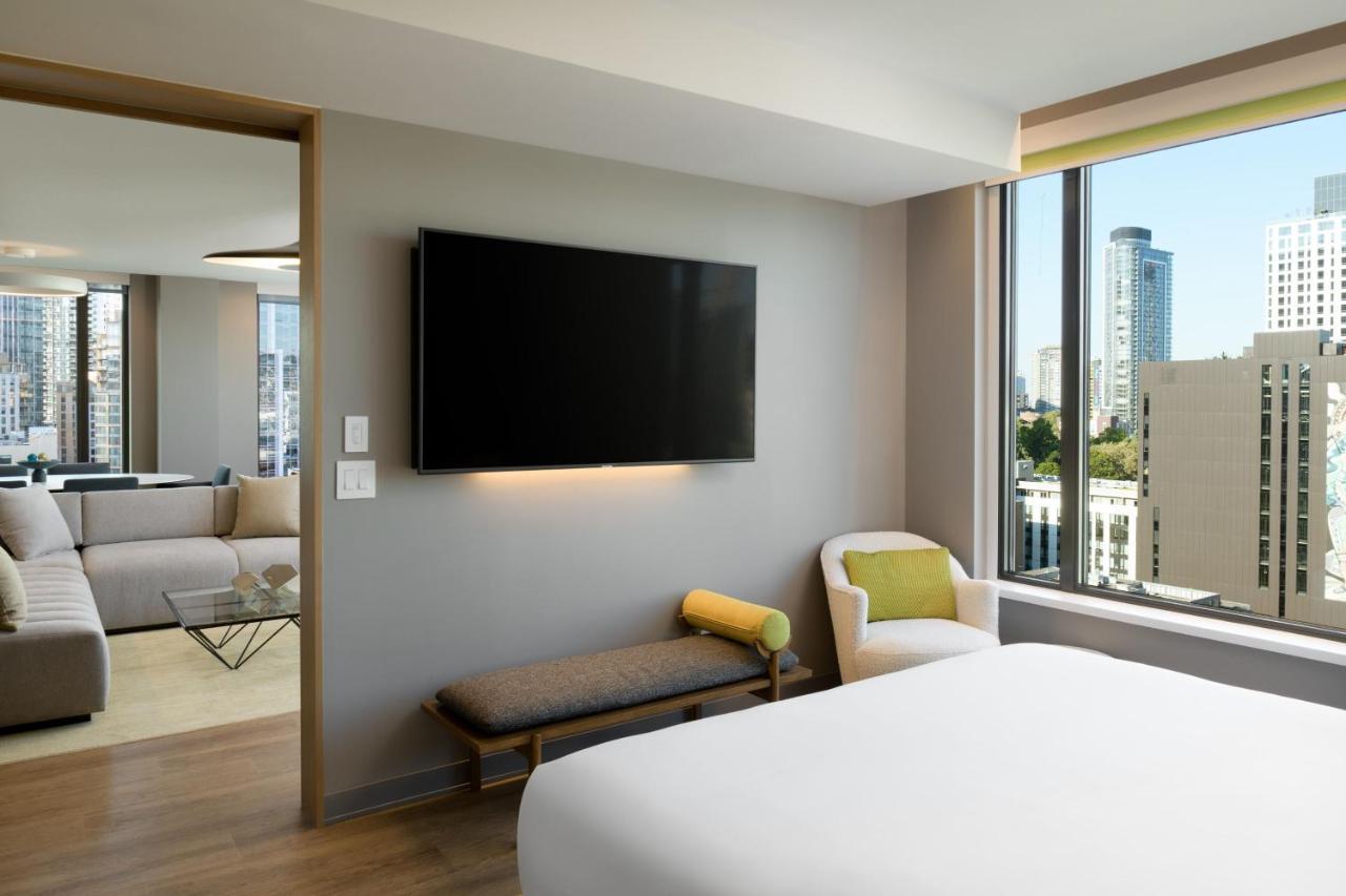 Astra Hotel, Seattle, A Tribute Portfolio Hotel By Marriott Экстерьер фото