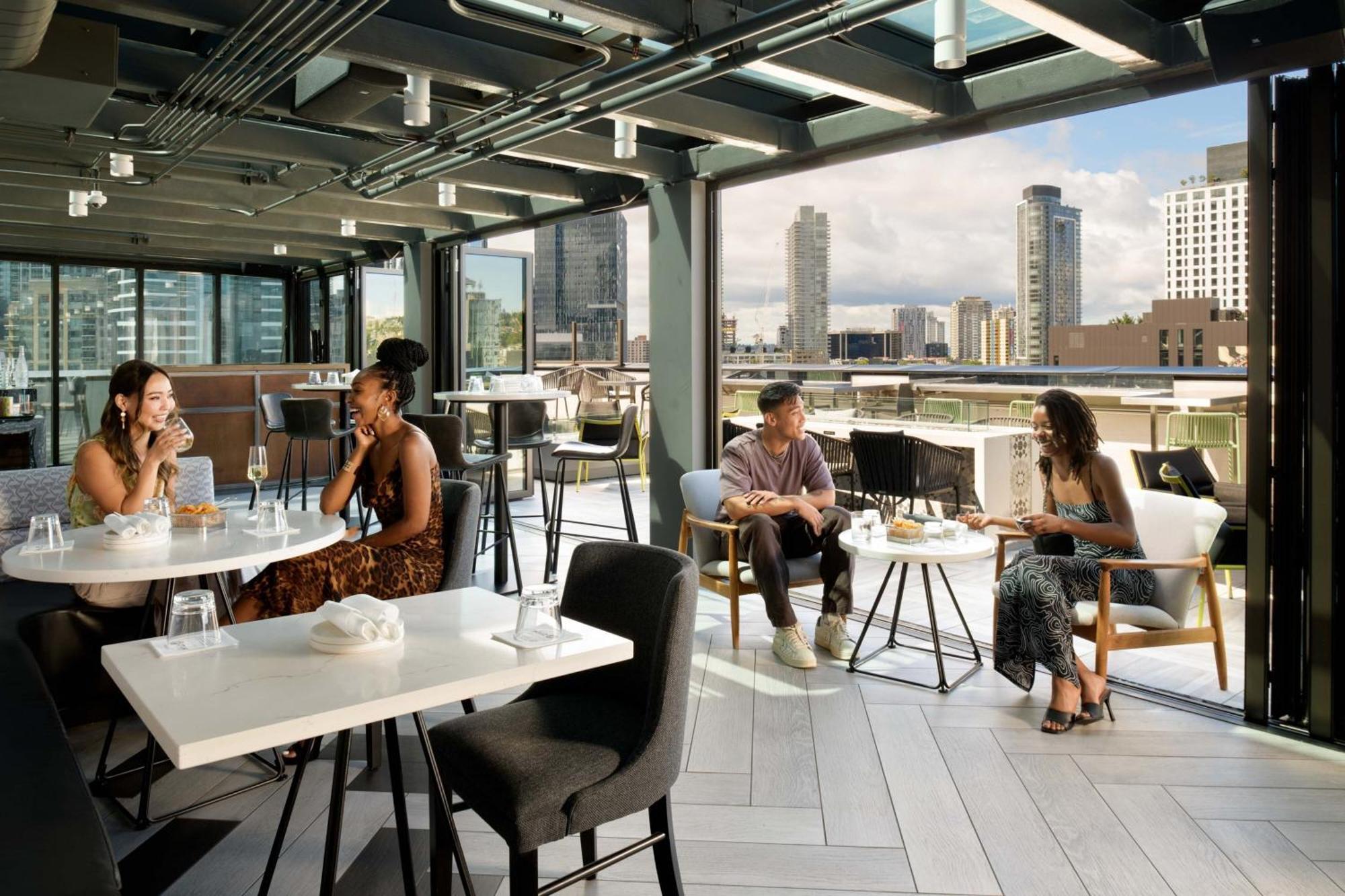 Astra Hotel, Seattle, A Tribute Portfolio Hotel By Marriott Экстерьер фото